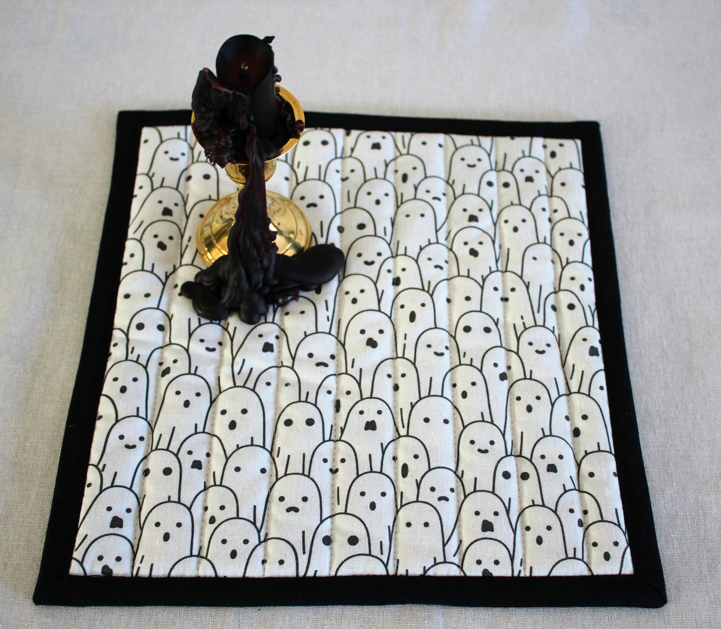 Ghostea Quilted Pot Rest