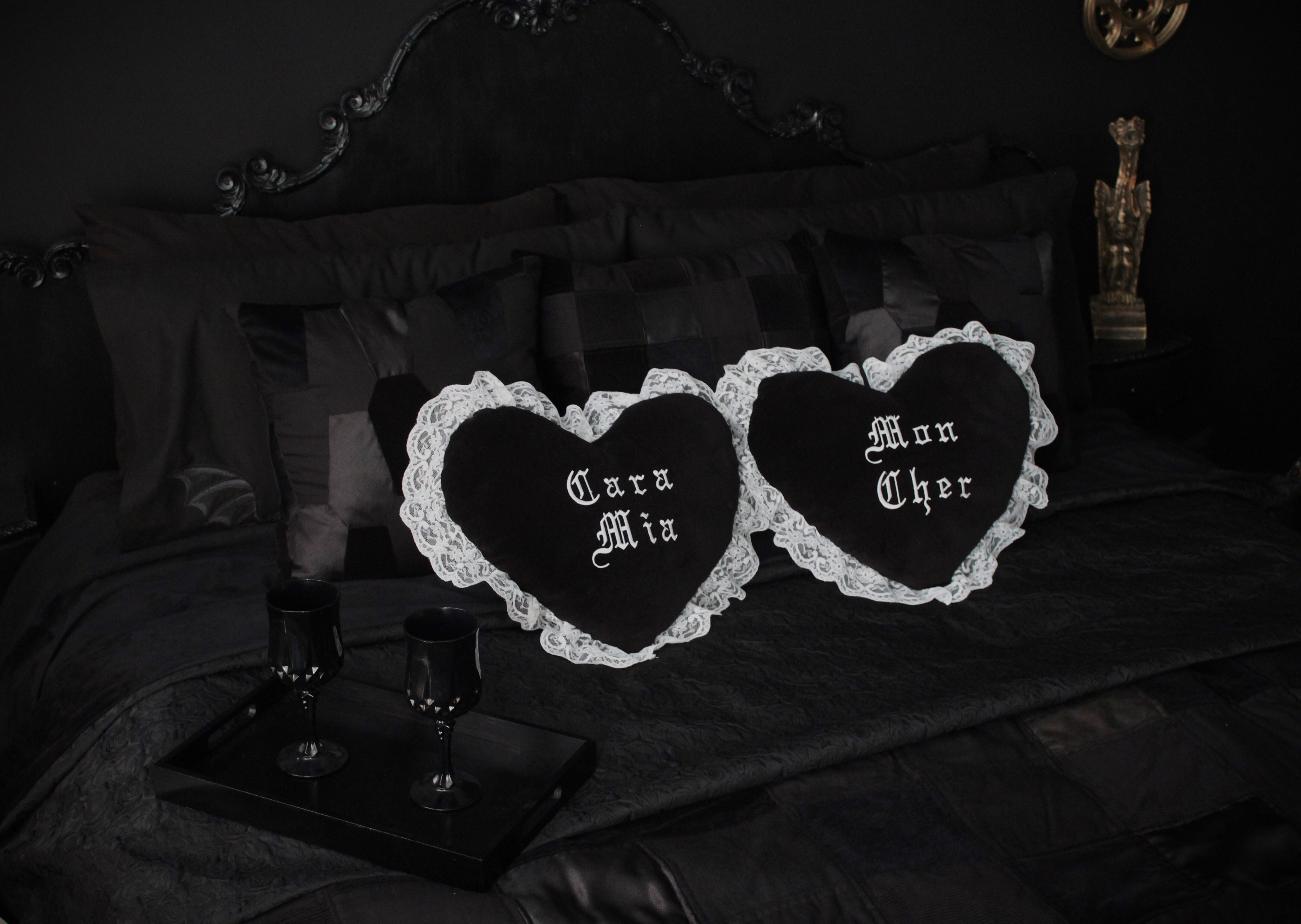 My Beloved Pillows - Addams Family Gothic Heart Cushions – Joely