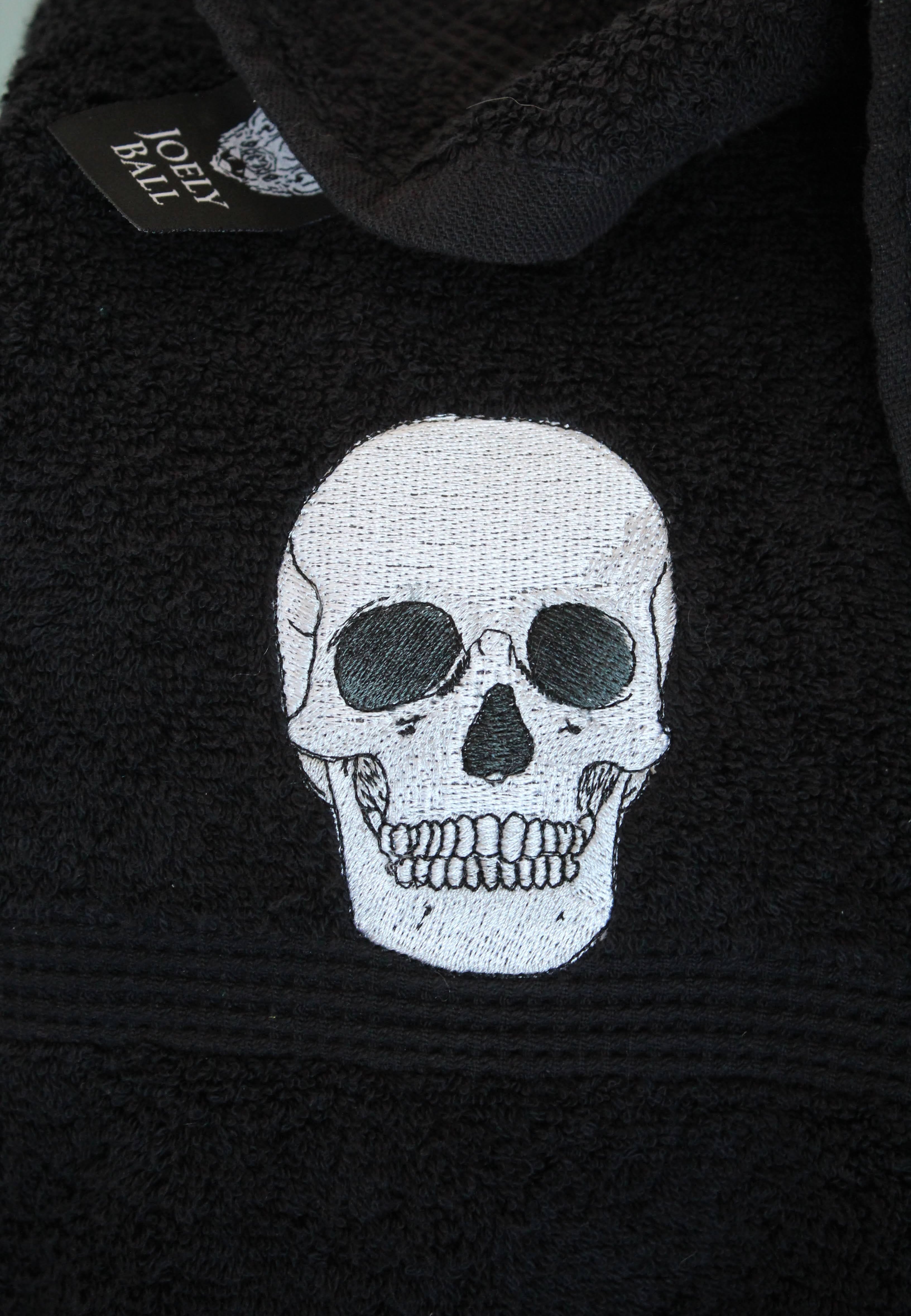 Skull Embroidered Towel Bale - Gothic Black Bathroom Towels